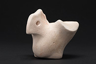 Clay art form representing a bird by Rafael Perea de la Cabada